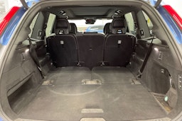 sininen Volvo XC90 2017 kuva 15.