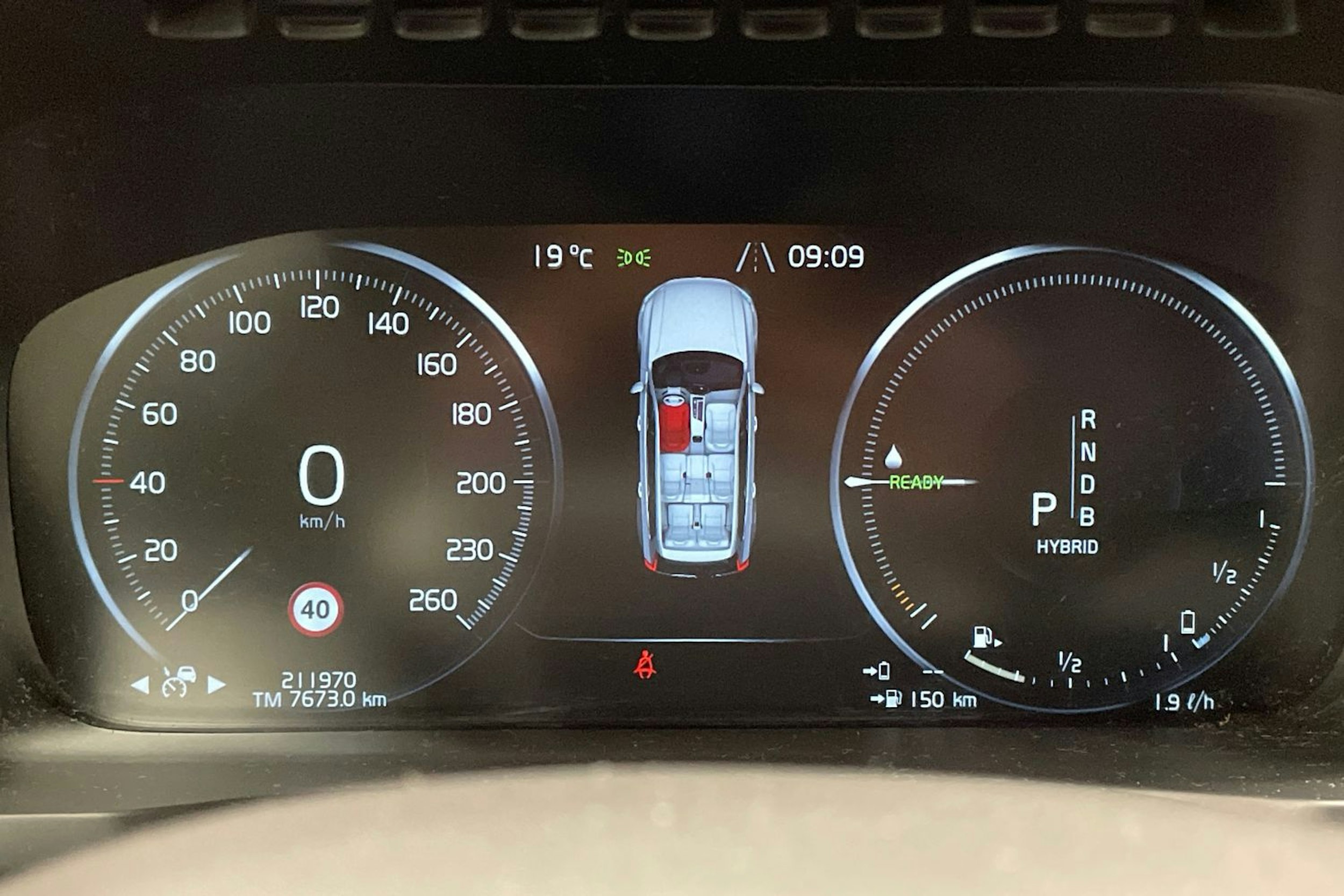 sininen Volvo XC90 2017 kuva 16.