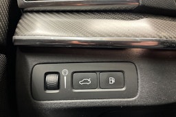 sininen Volvo XC90 2017 kuva 22.