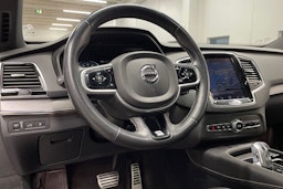 sininen Volvo XC90 2017 kuva 29.