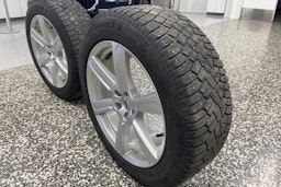 valkoinen Volvo XC90 2018 kuva 13.