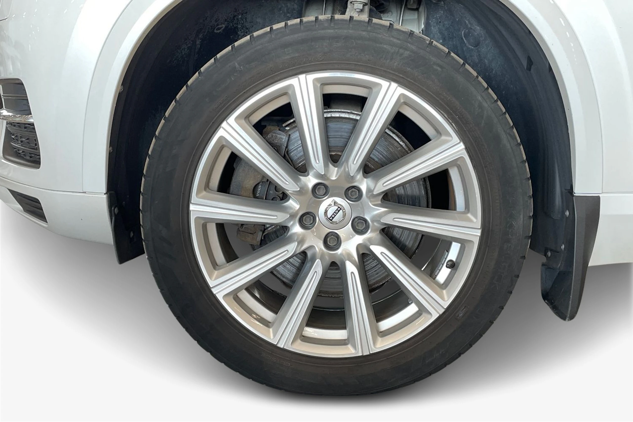 valkoinen Volvo XC90 2017 kuva 12.