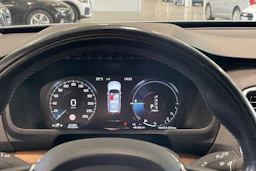 valkoinen Volvo XC90 2017 kuva 19.