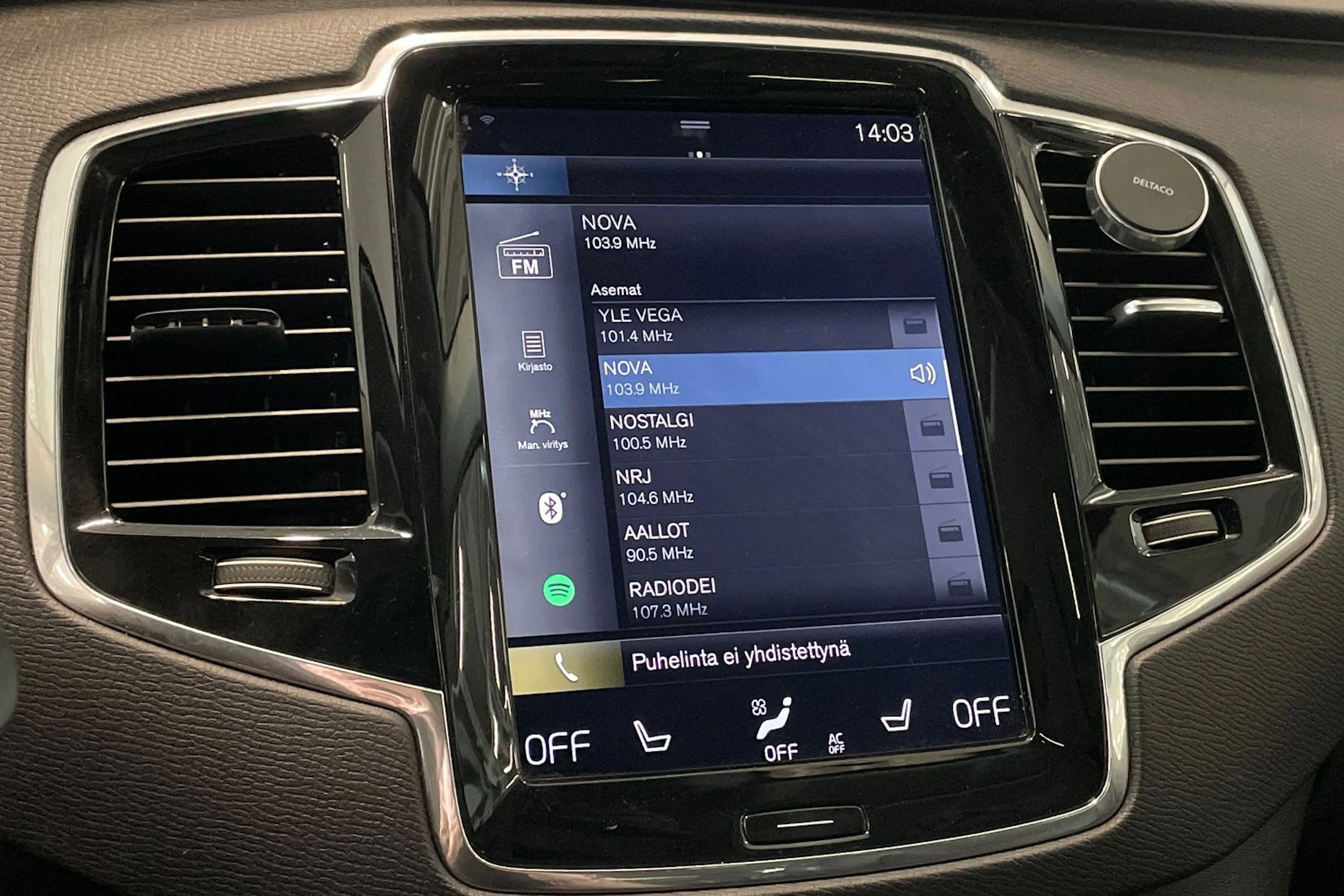 valkoinen Volvo XC90 2017 kuva 23.