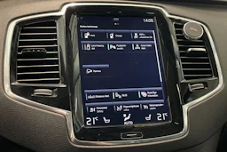 valkoinen Volvo XC90 2017 kuva 26.