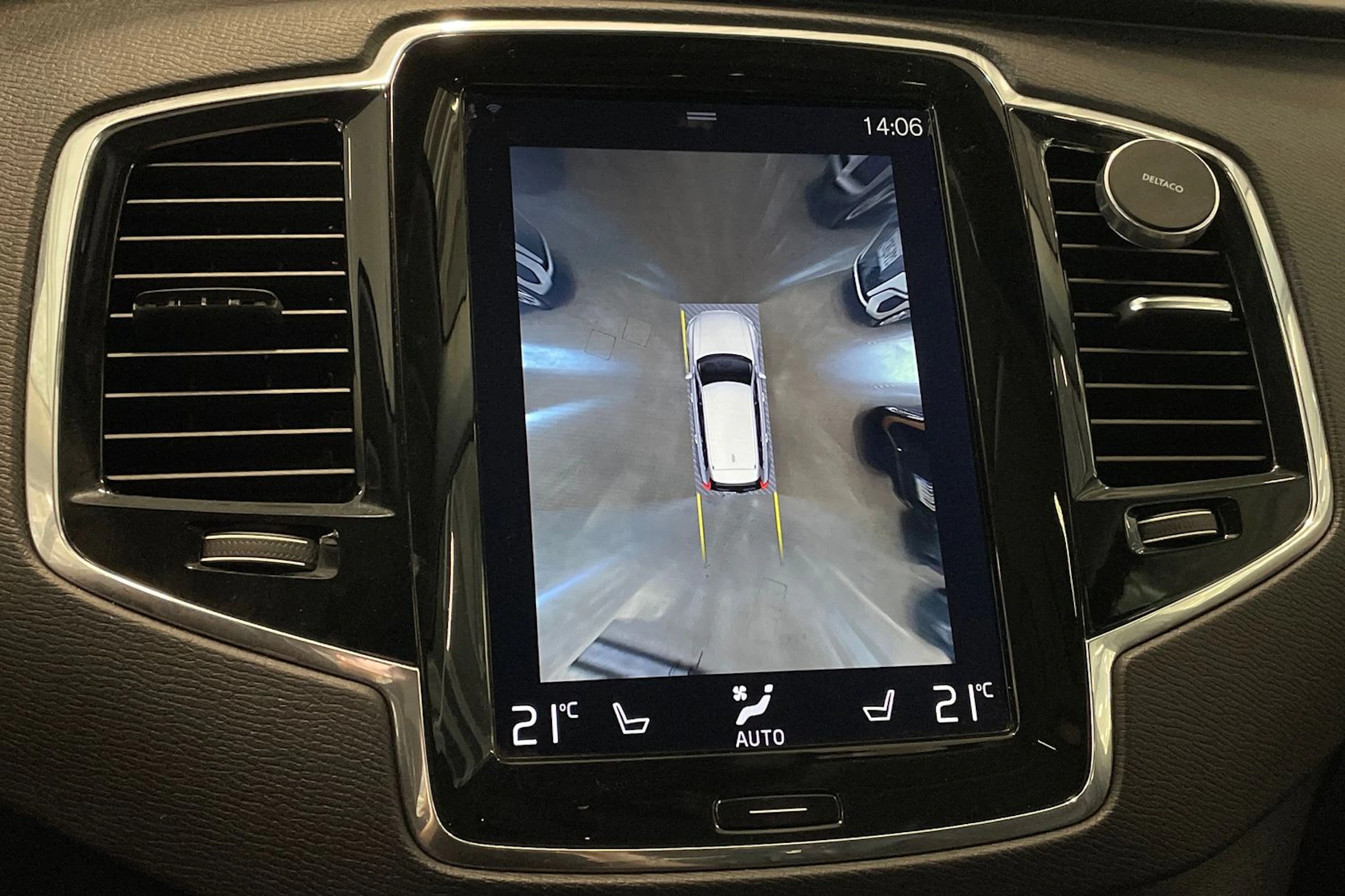 valkoinen Volvo XC90 2017 kuva 29.