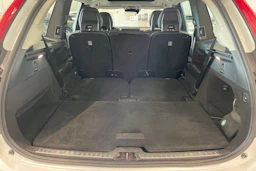 valkoinen Volvo XC90 2017 kuva 38.