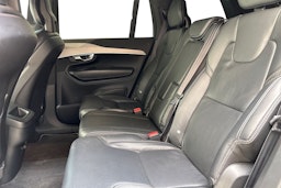 harmaa Volvo XC90 2017 kuva 8.