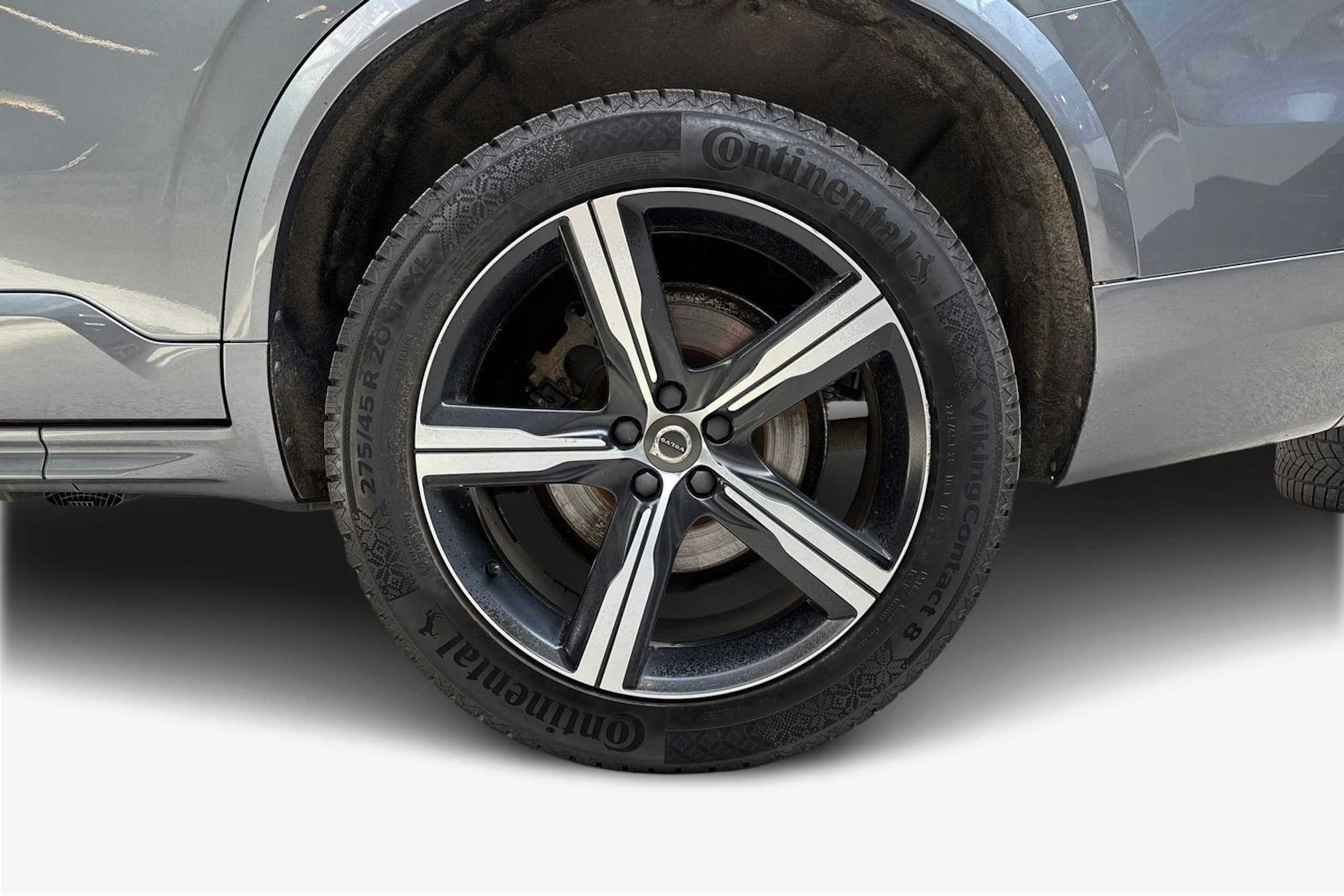harmaa Volvo XC90 2017 kuva 9.