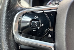 harmaa Volvo XC90 2017 kuva 19.