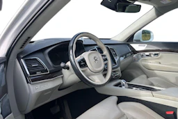 valkoinen Volvo XC90 2017 kuva 3.