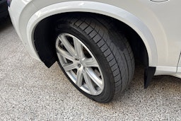 valkoinen Volvo XC90 2018 kuva 13.