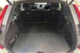 valkoinen Volvo XC90 2018 kuva 17.