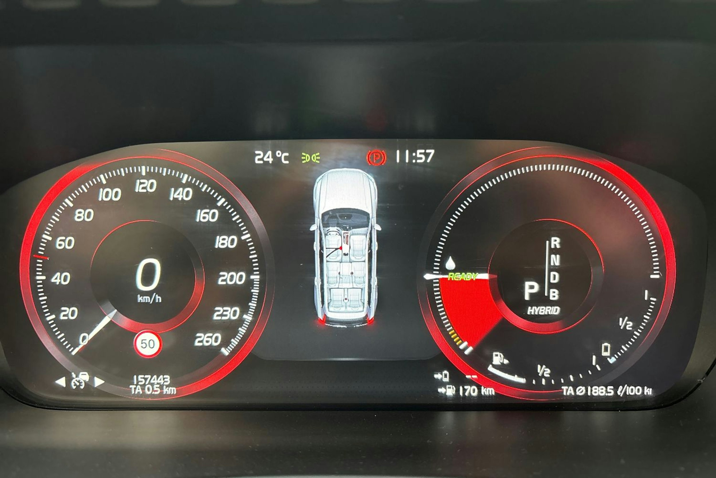 valkoinen Volvo XC90 2018 kuva 22.