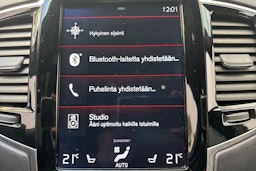 valkoinen Volvo XC90 2018 kuva 24.