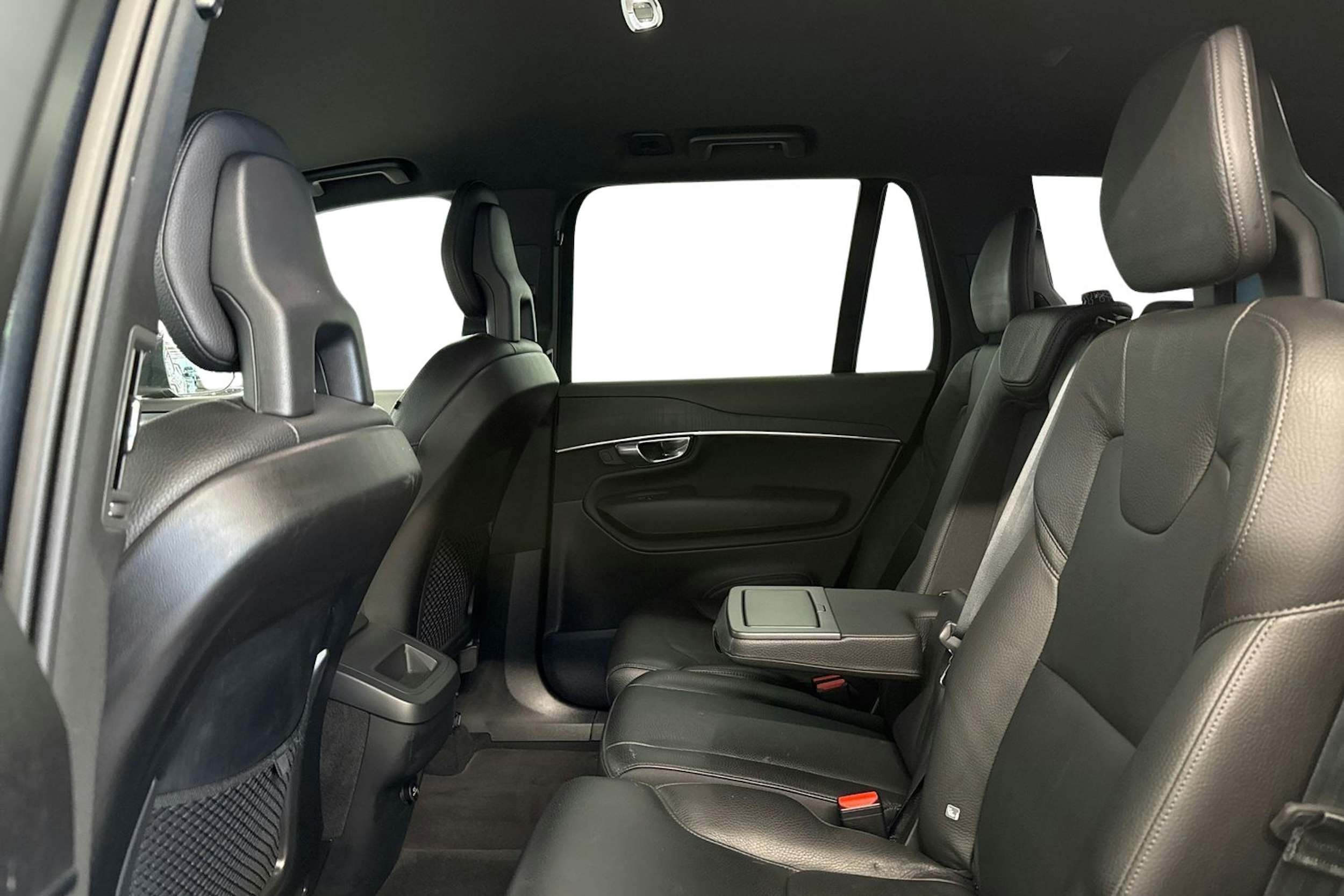 Volvo XC90 2019 kuva 10.