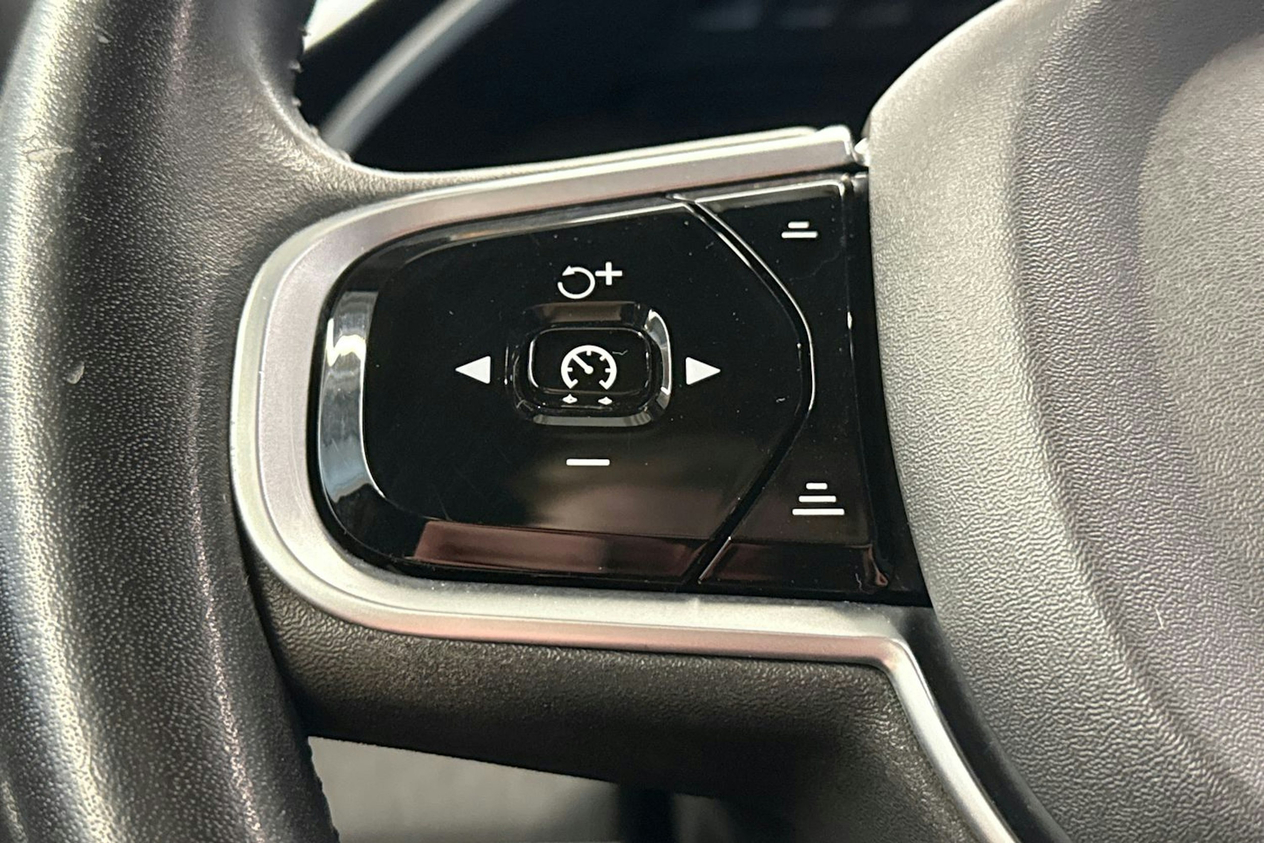 Volvo XC90 2019 kuva 16.