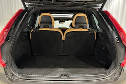 harmaa Volvo XC90 2019 kuva 13.