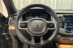 harmaa Volvo XC90 2019 kuva 17.