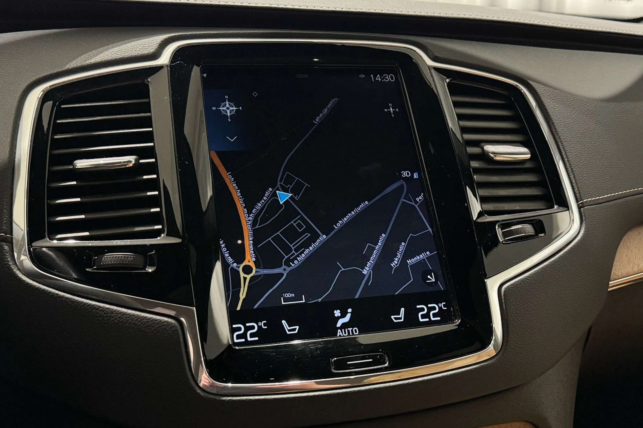 harmaa Volvo XC90 2019 kuva 24.