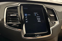 harmaa Volvo XC90 2019 kuva 28.