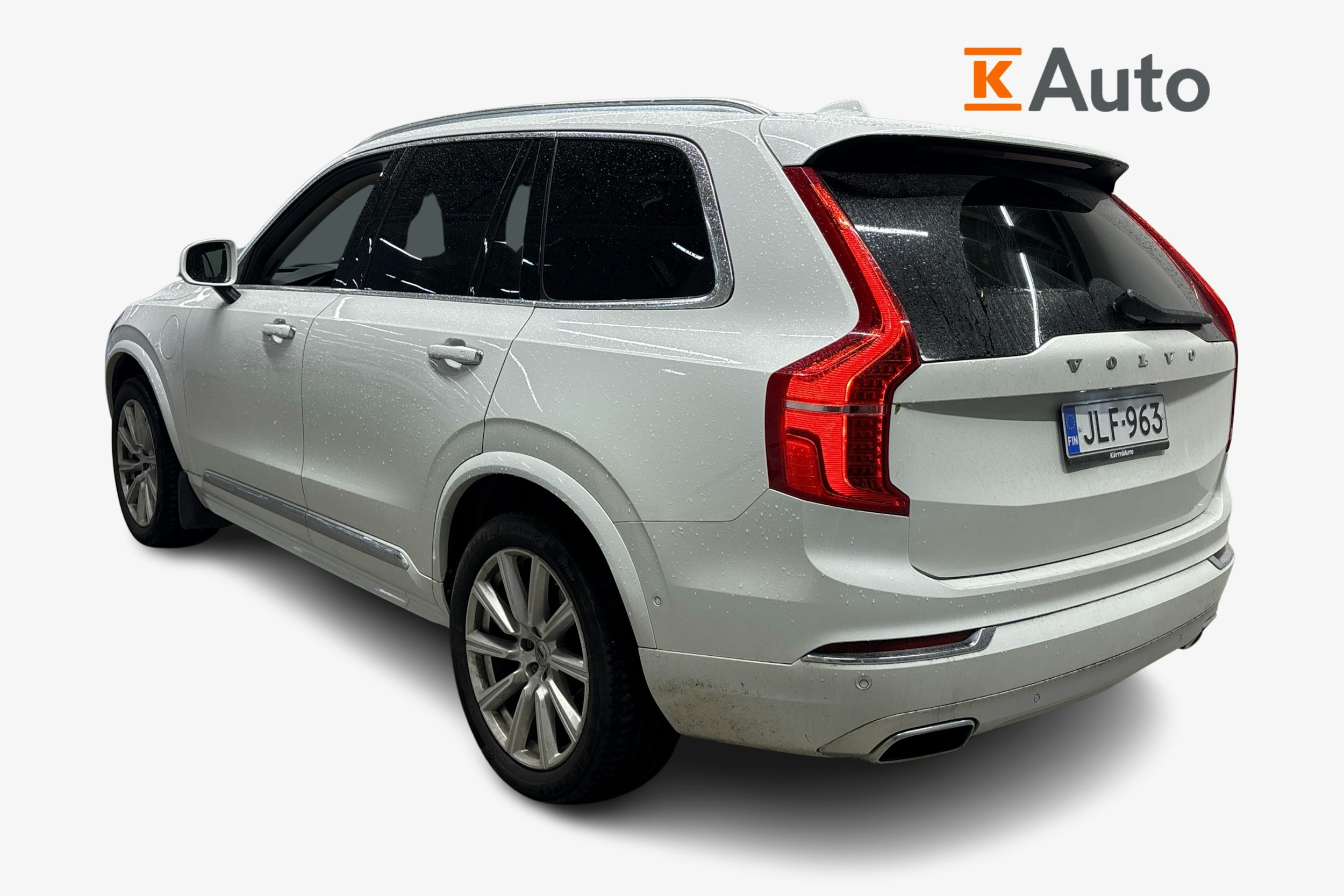 valkoinen Volvo XC90 2019 kuva 2.