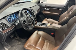 valkoinen Volvo XC90 2019 kuva 3.