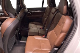 valkoinen Volvo XC90 2019 kuva 10.