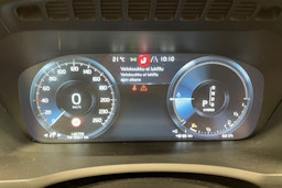 valkoinen Volvo XC90 2019 kuva 22.