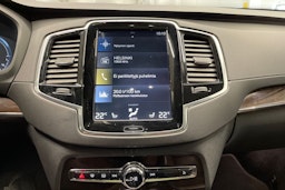 valkoinen Volvo XC90 2019 kuva 23.
