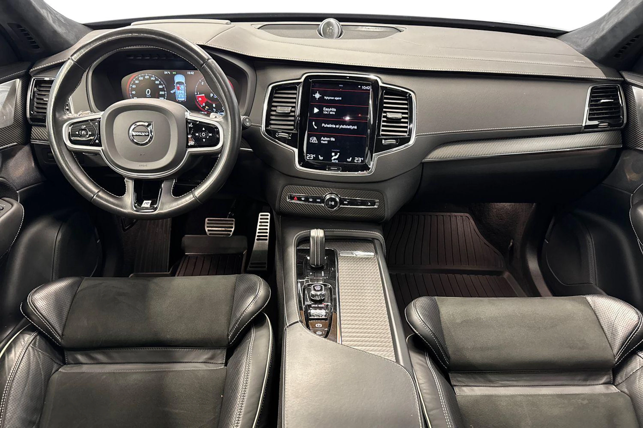 harmaa Volvo XC90 2020 kuva 7.