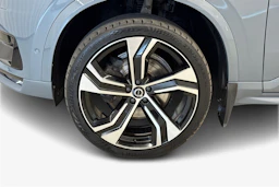 harmaa Volvo XC90 2020 kuva 9.