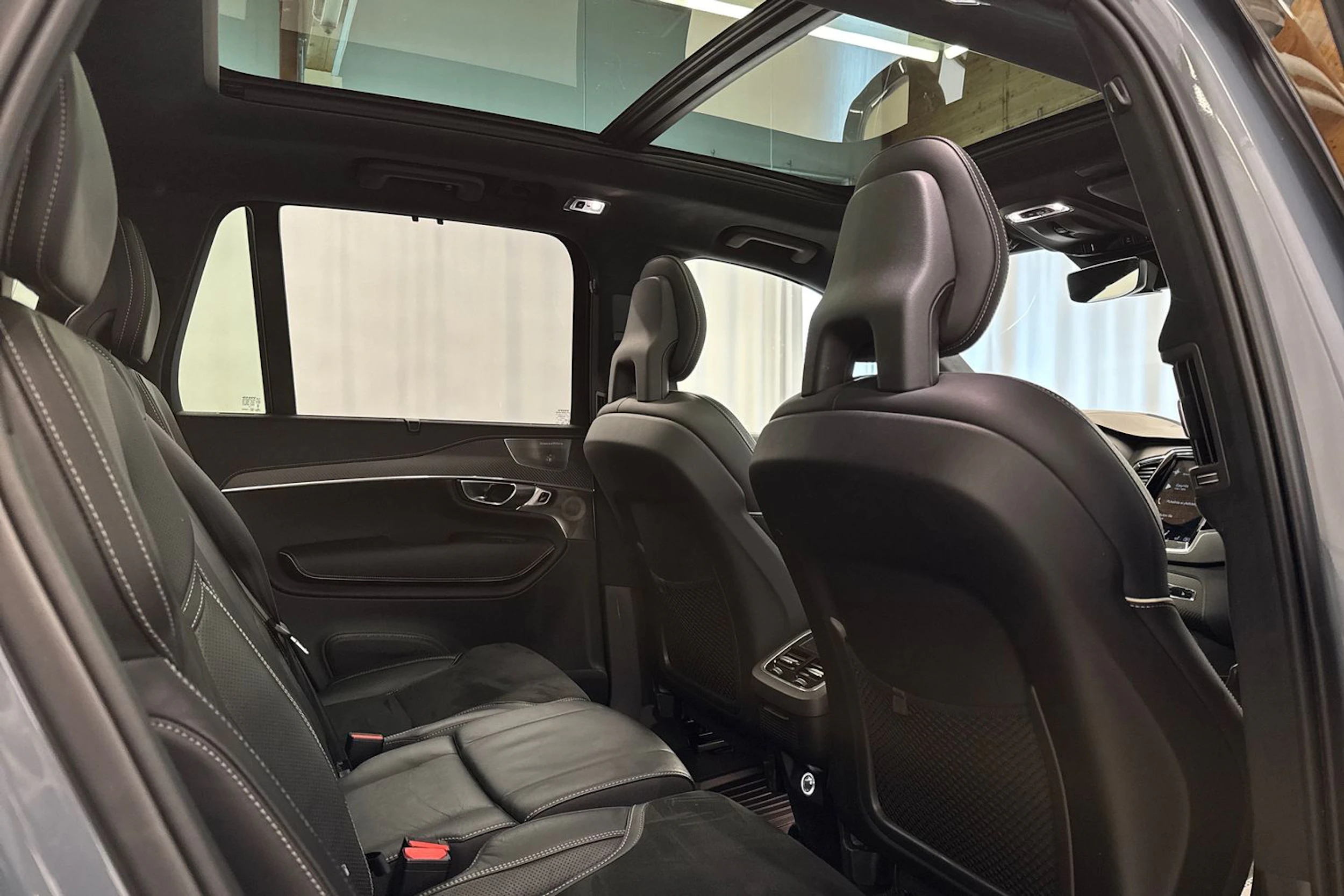 harmaa Volvo XC90 2020 kuva 12.