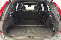 harmaa Volvo XC90 2020 kuva 13.