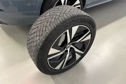 harmaa Volvo XC90 2020 kuva 30.