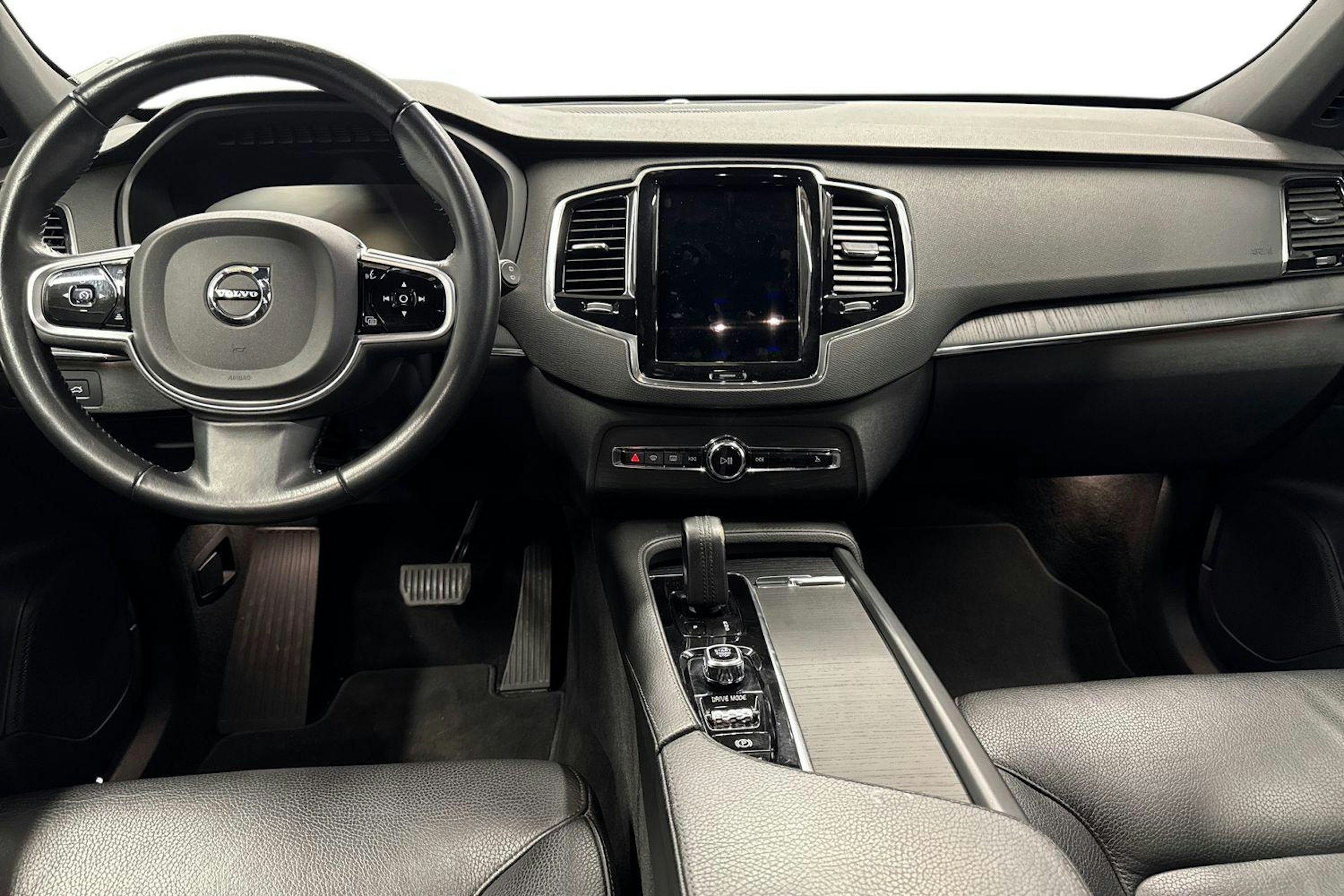 harmaa Volvo XC90 2020 kuva 7.