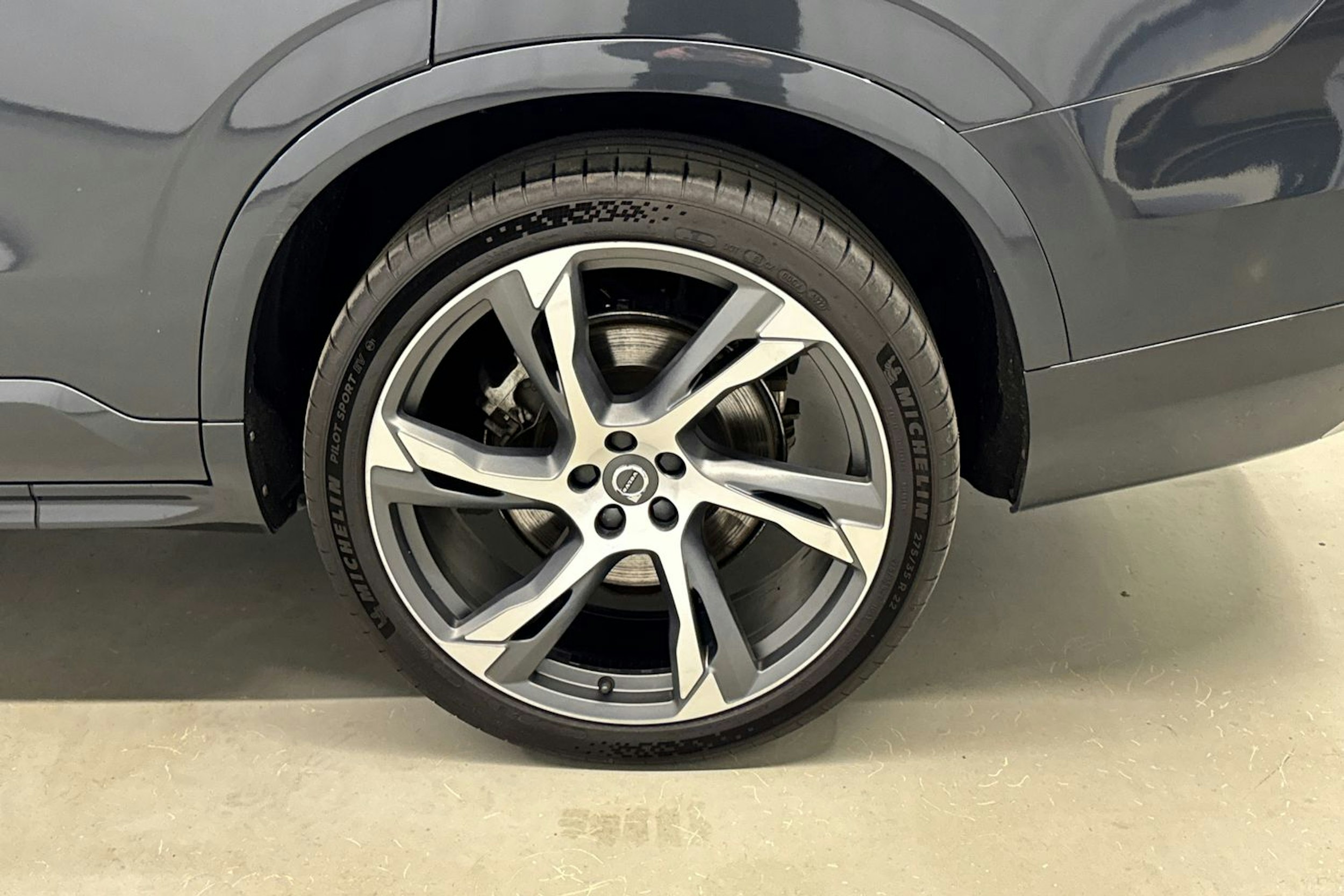 harmaa Volvo XC90 2020 kuva 10.