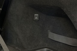 harmaa Volvo XC90 2020 kuva 33.