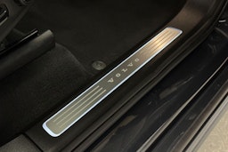 harmaa Volvo XC90 2020 kuva 39.