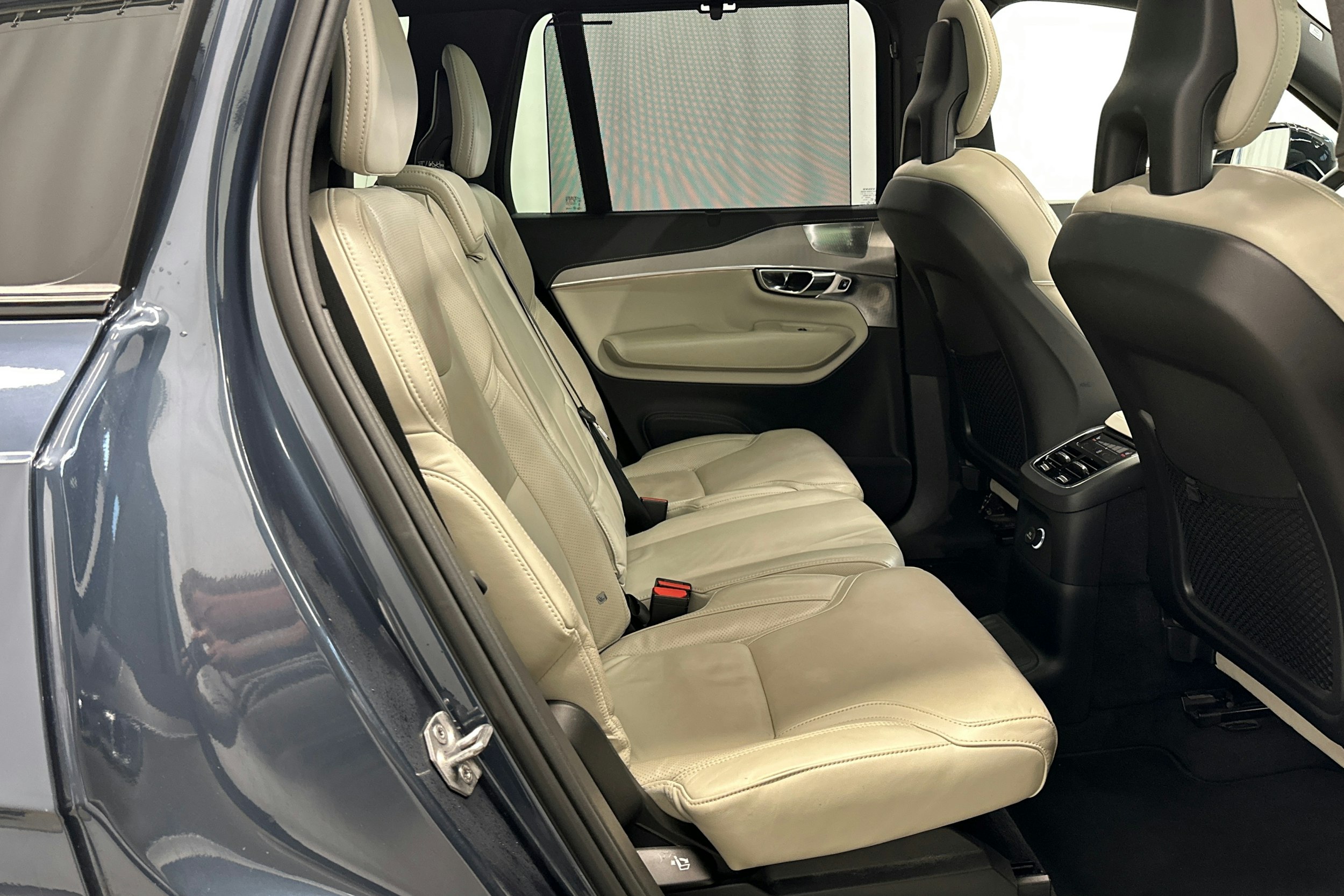 met. sininen Volvo XC90 2020 kuva 15.