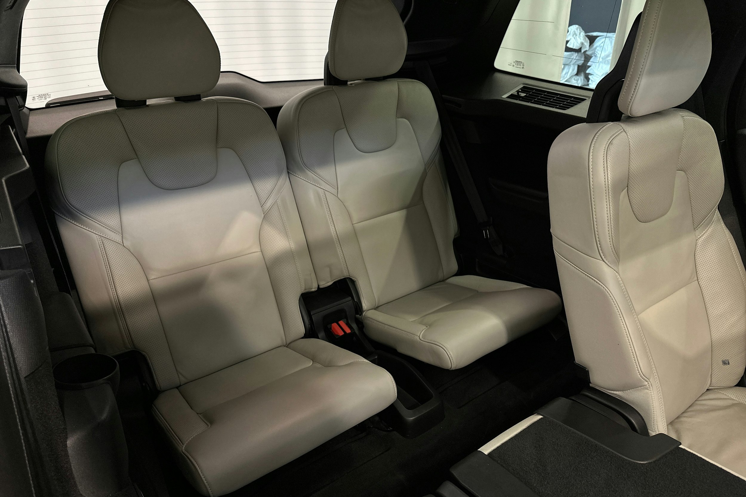 met. sininen Volvo XC90 2020 kuva 17.