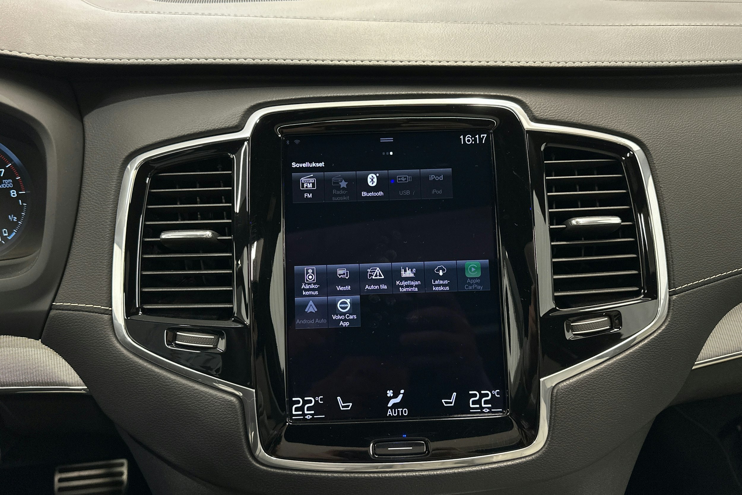 met. sininen Volvo XC90 2020 kuva 25.