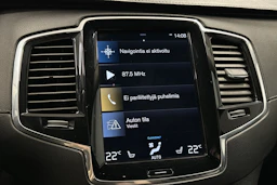 valkoinen Volvo XC90 2020 kuva 16.
