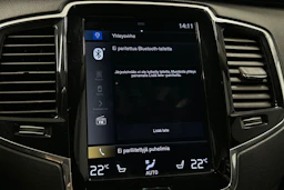 valkoinen Volvo XC90 2020 kuva 22.
