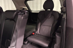 valkoinen Volvo XC90 2020 kuva 27.