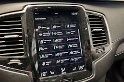 valkoinen Volvo XC90 2020 kuva 6.
