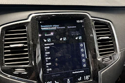 valkoinen Volvo XC90 2020 kuva 7.