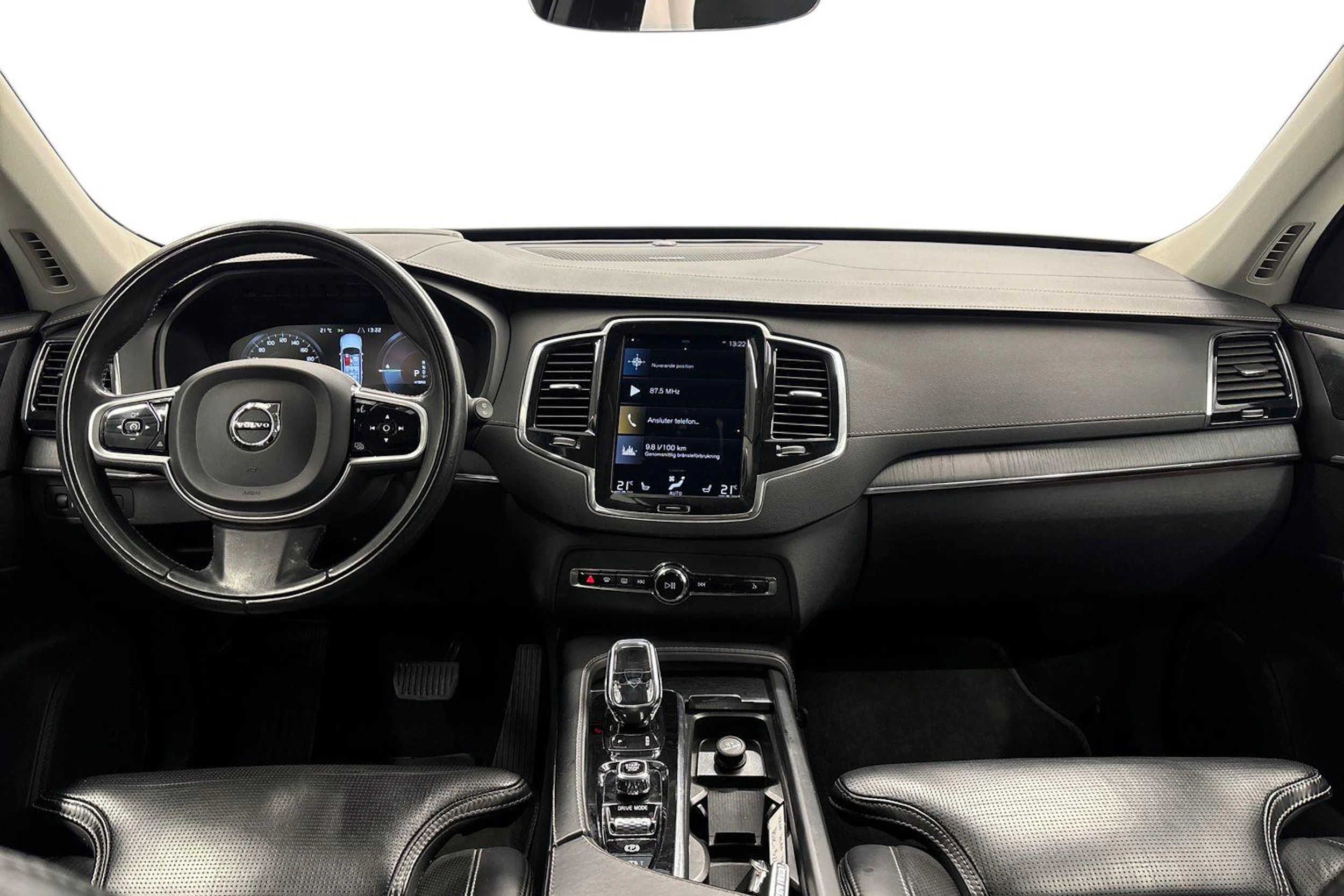 valkoinen Volvo XC90 2020 kuva 9.