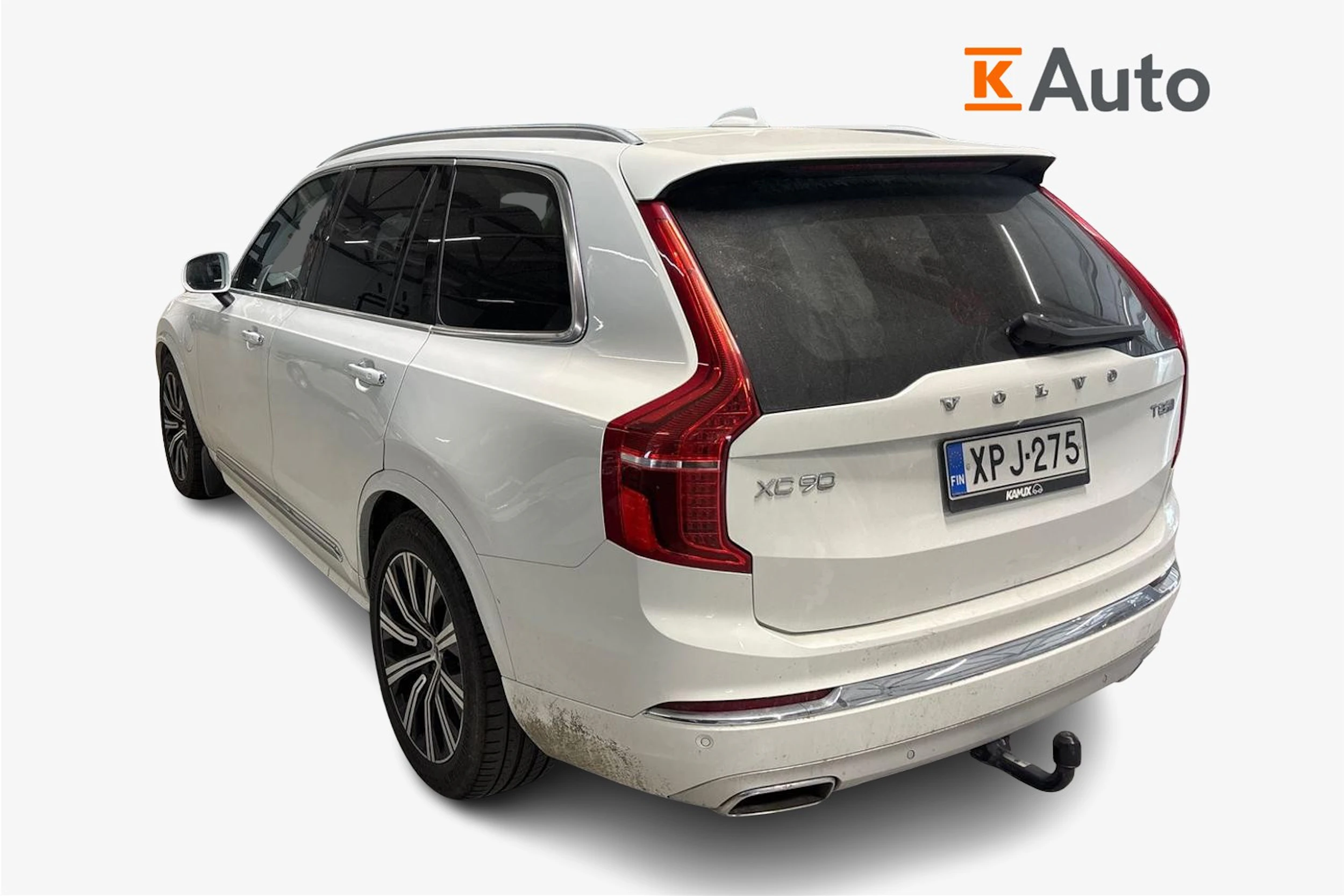 valkoinen Volvo XC90 2020 kuva 2.