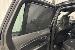 musta Volvo XC90 2020 kuva 20.
